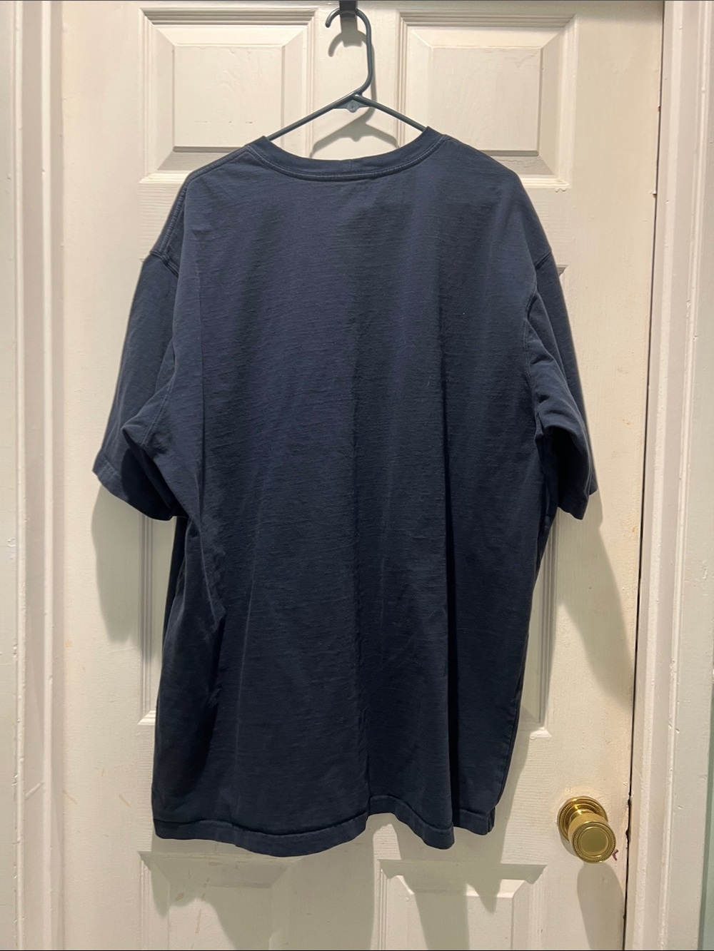 Carhartt Loose Fit Navy Short-Sleeve Pocket Tee with Logo Patch - Picture 5 of 6